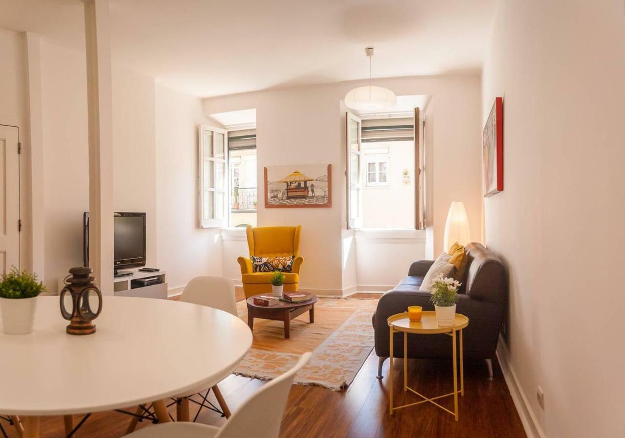 Vila Berta Apartment In A Cottage Street Apartment *