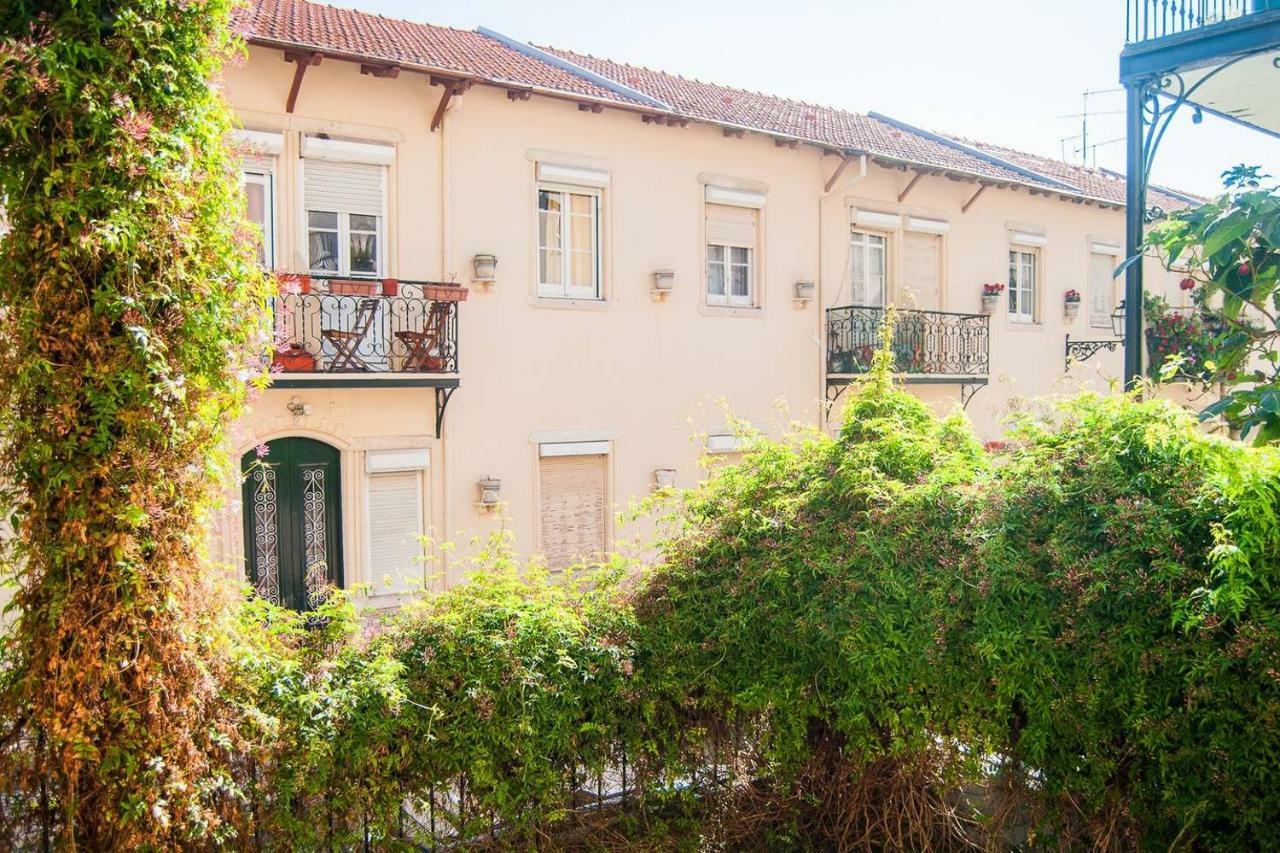 Vila Berta Apartment In A Cottage Street Apartment *