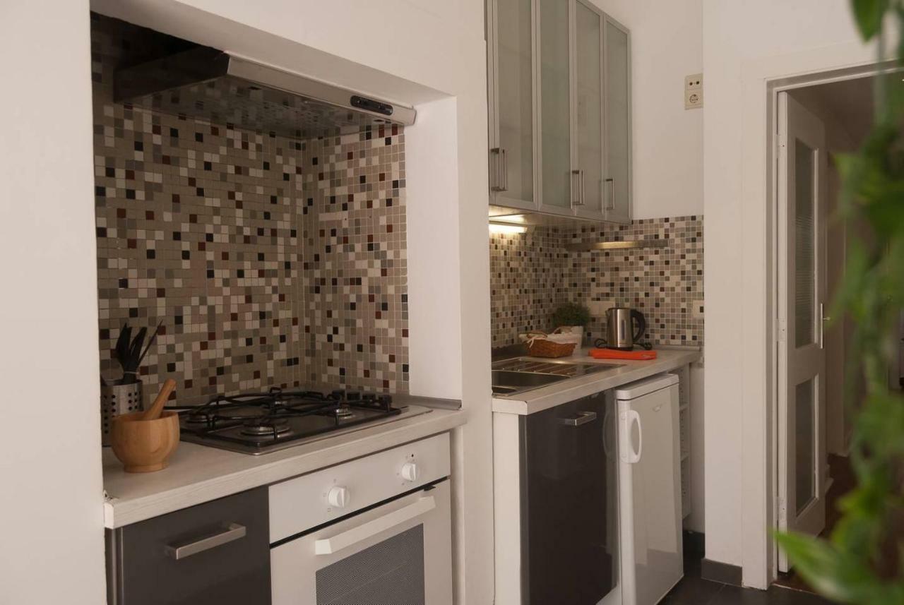 Vila Berta Apartment In A Cottage Street Apartment Lisbon