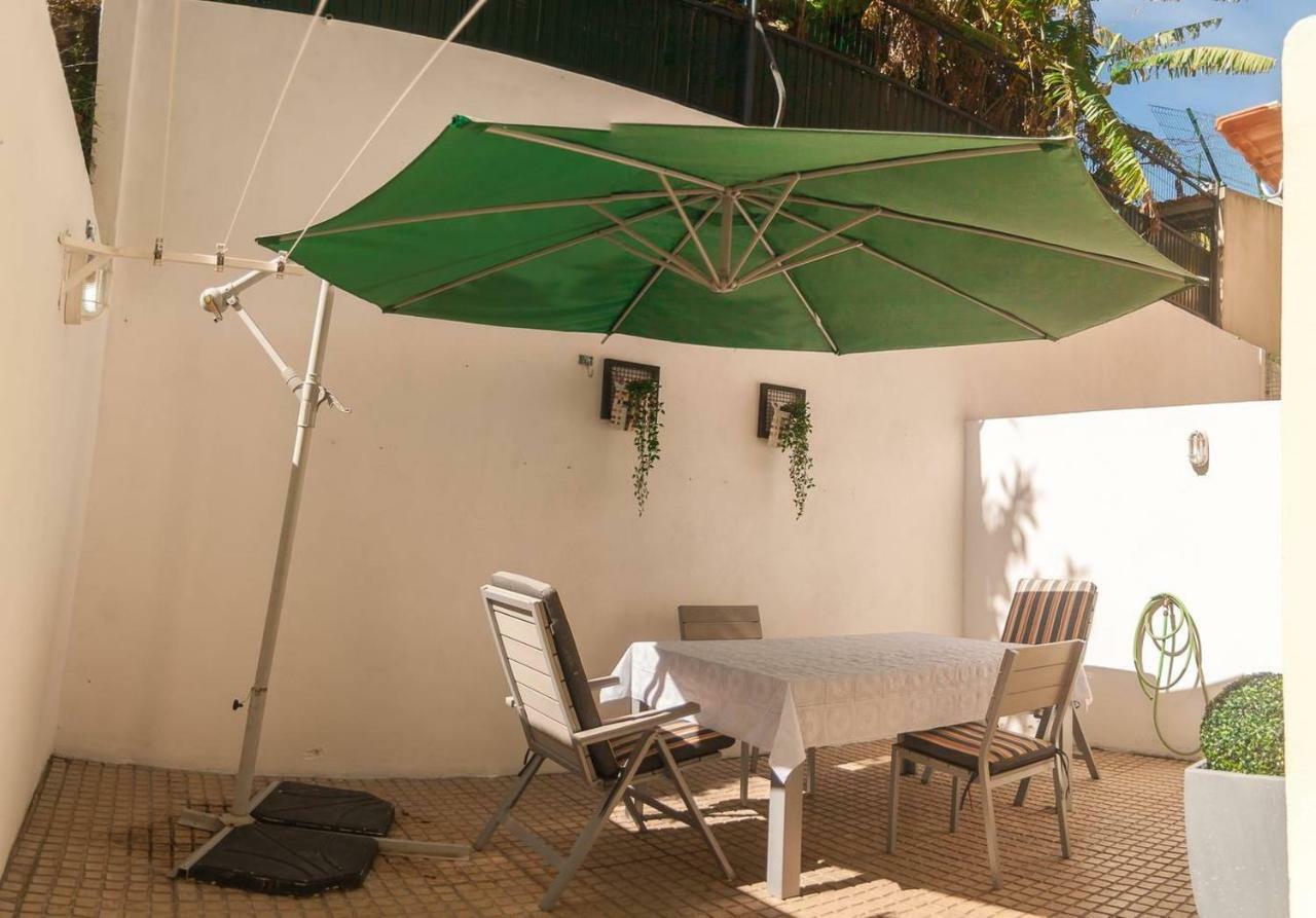 Vila Berta Apartment In A Cottage Street Lisbon