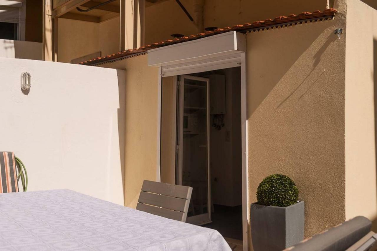 Vila Berta Apartment In A Cottage Street Apartment *
